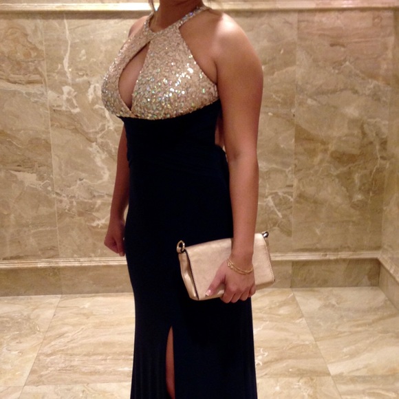 Formal gown/prom/homecoming/wedding - Picture 5 of 8